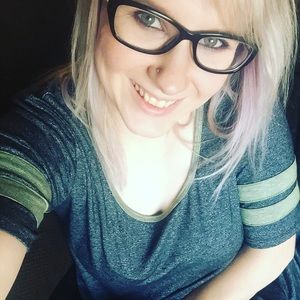 Meet your Posher, Valerie